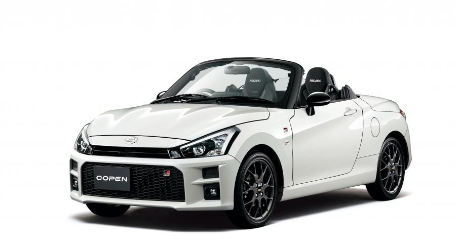  Daihatsu Copen GR Sport 2019 года  (фото 9 из 40)
